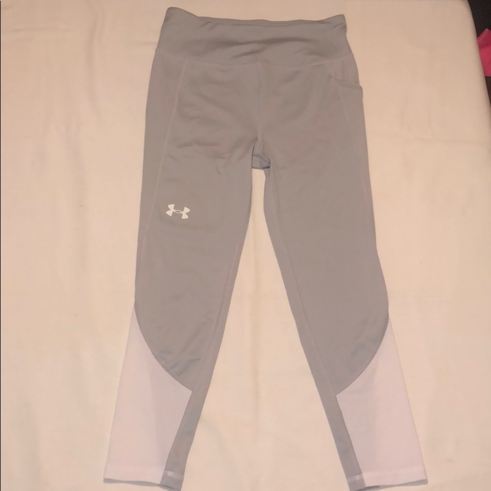 Under Armour youth medium athletic leggings